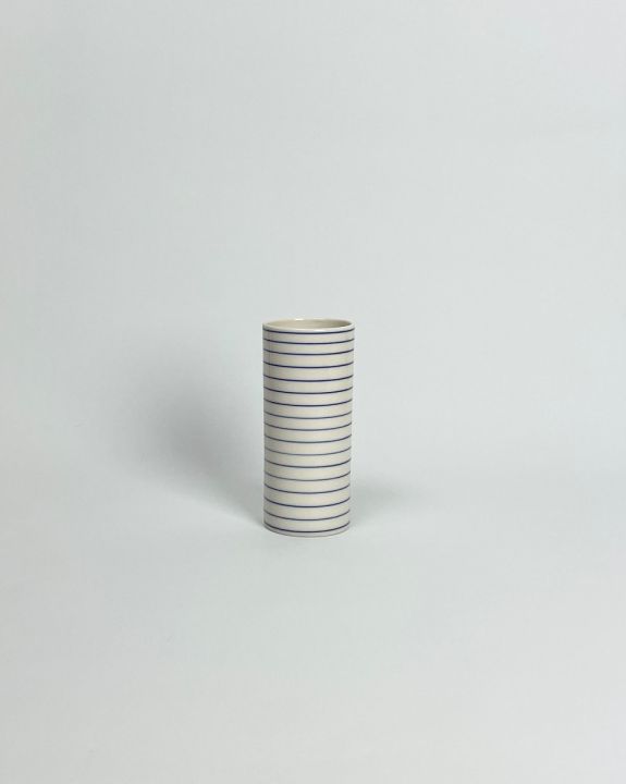 stripes vase smal-blue medium