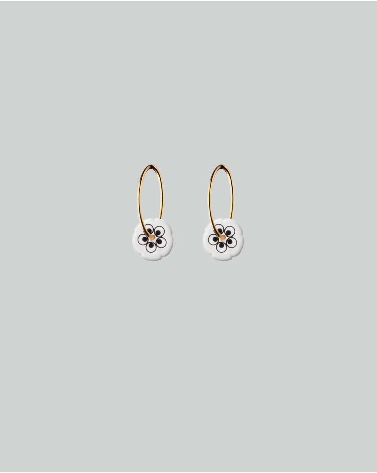 Anne Black Flower Hoops mini – Guld – Sort