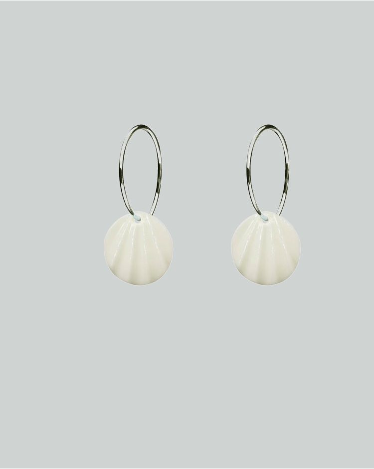 pleats creoler silver white